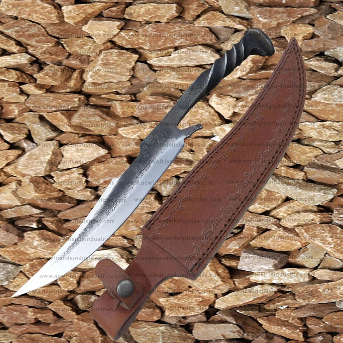 Top Rated Hand Forged Clip Point Locomotive Railroad Spike Knife High Carbon Steel Blade Kitchen Knife & Twisted Handle & Cover