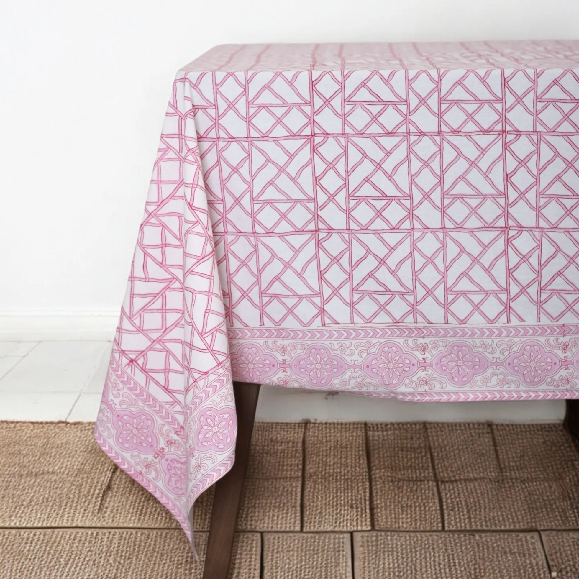 Хлопчатобумажная скатерть с геометрическим рисунком