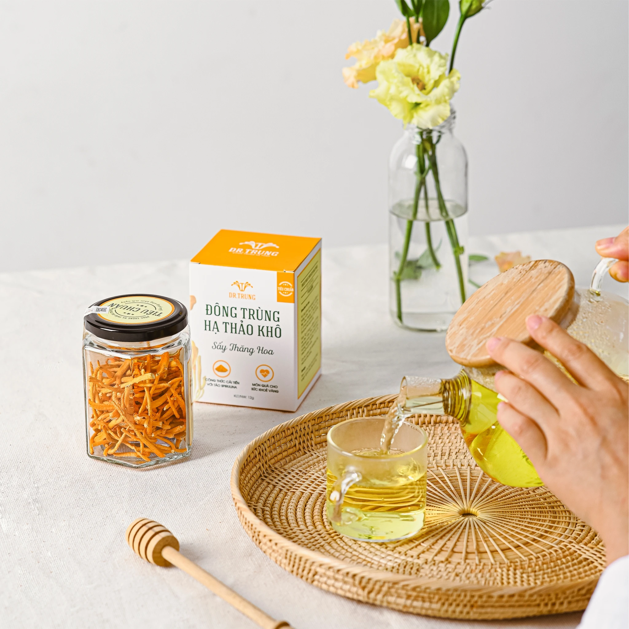 Cordyceps Militaris Freeze Dried Bulk Price Orange Cordyceps For Food ISO 22000 2018 Customized Packaging Vietnam Origin