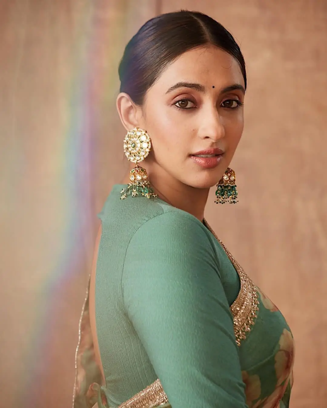 beautiful premium Organza silk fabric Digital Printed Saree and Banglori silk blouse for beach and casual wear