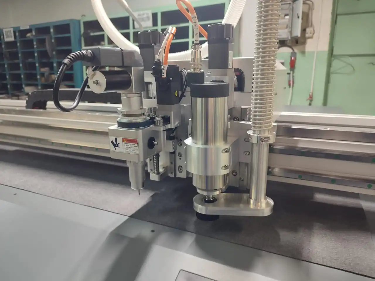 Proficut SRKS flatbed cutting plotter professional equipment for cutting different materials cutting plotter