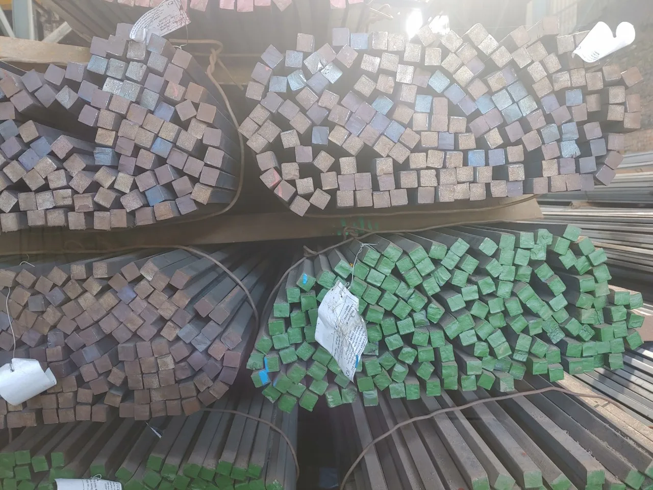 Steel Square Bars Competitive Price  Stainless Using For Structure Building Construction Standard Sea-Worthy Packing Viet Nam