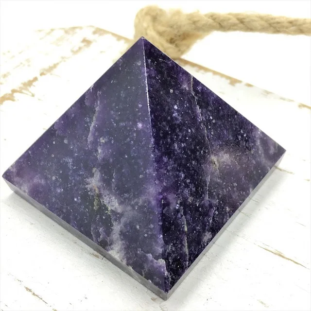 Beautiful  Lepidolite Pyramid Wholesale High Polished Natural Gemstone Crystal Pyramid Healing Pyramids For Decoration