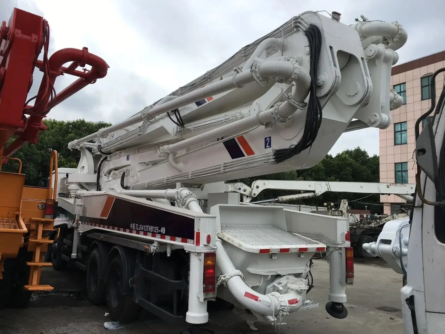 Merce des-Benz 2636 6x4 Schwing KVM 39 SX-LIKE NEW CONDITION Concrete Pump Truck