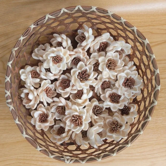 Chrysanthemum Sola Wood Flowers Artificial Dried Wholesale Handicraft Home Decor Decoration Thailand Reed Diffuser