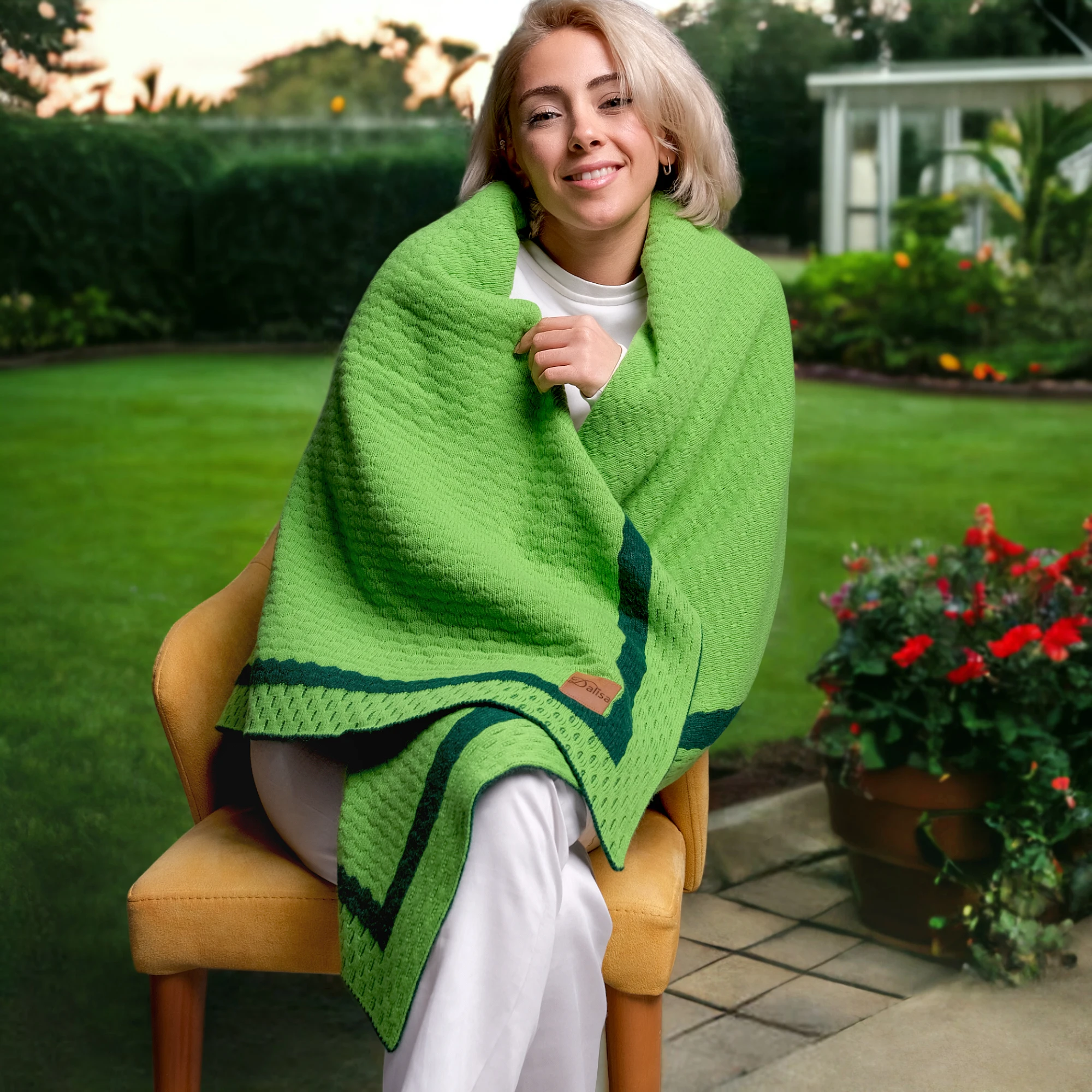 Acrylic SHELL Blanket 80*100 Cm High Quality Knitted Breathe Newborn Baby and Child Swaddle Blanket Top Fashion Kid Luxury Bed