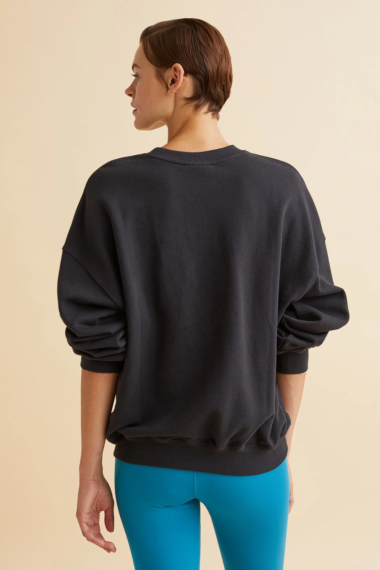 Wholesale Blank High Visibility Vintage Custom Print Design Heavy Crewneck Hoodies Korean Women Baggy Off Shoulder Sweatshirts