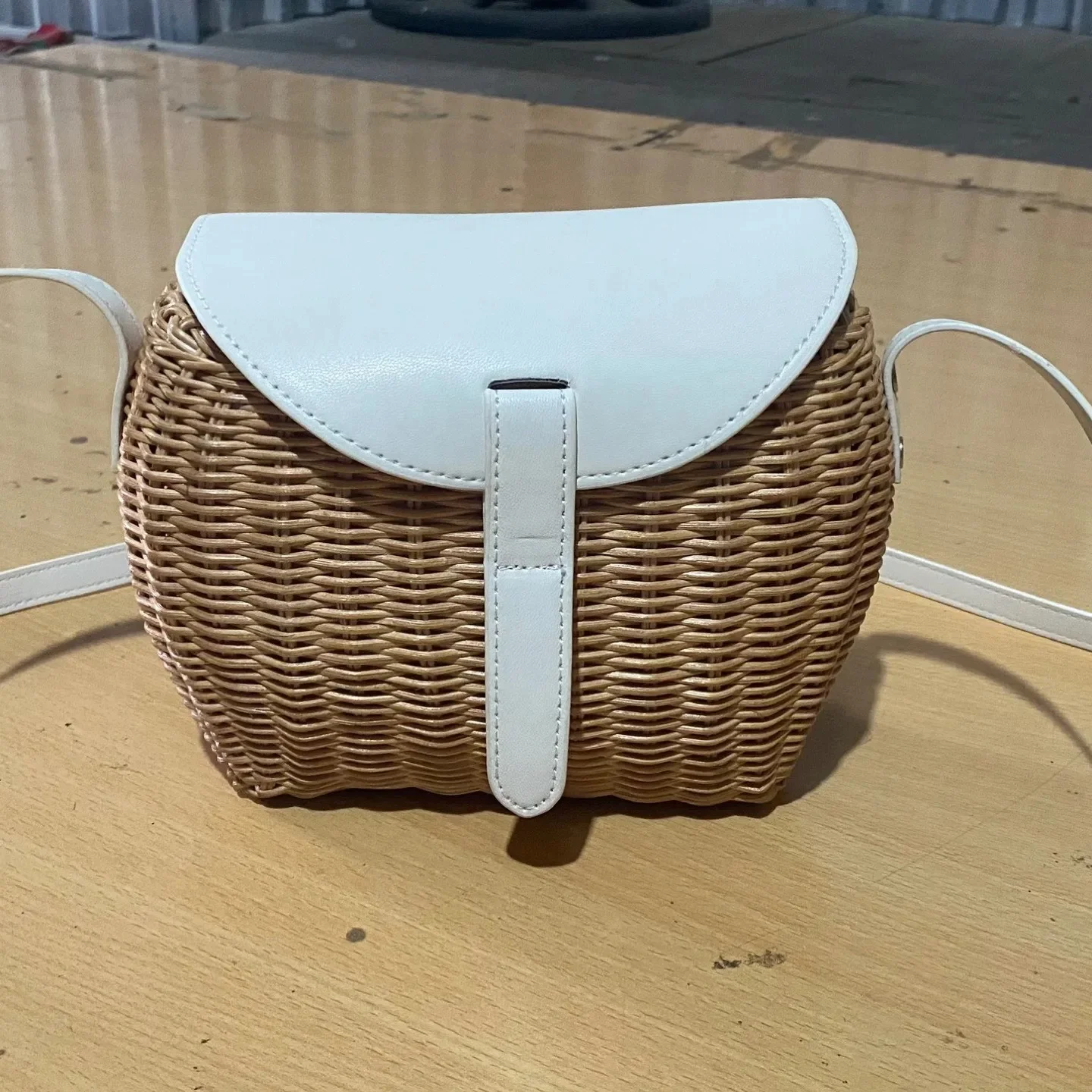 Best Buy Adjustable Strap Rattan Bag Designer Bags Handmade Best Cheap Supplier From Vietnam