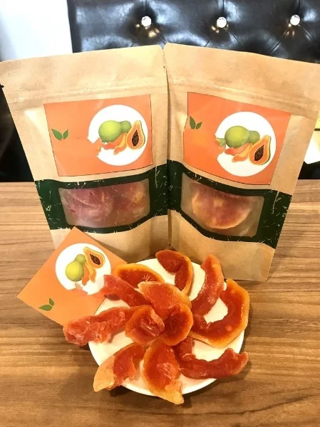 Wholesale OEM Bulk Packing Dried Sliced Sweet Papaya Fruits Soft Dried Papaya Chips Snack for Diet