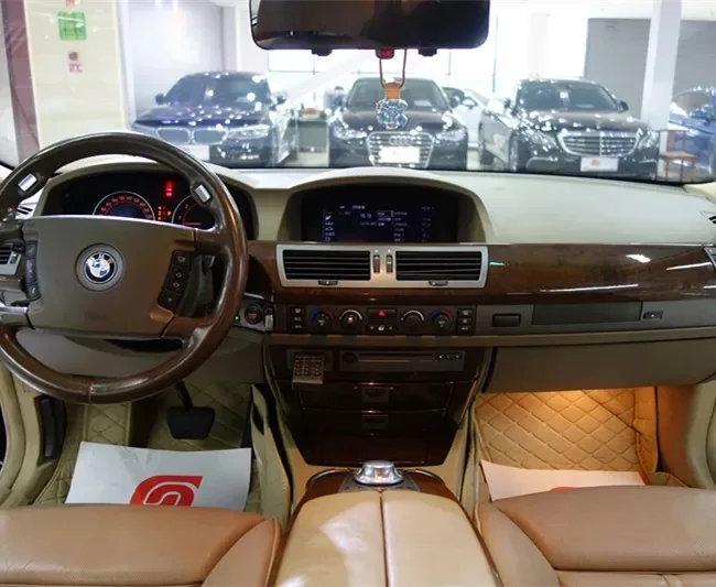 bmw32.jpg