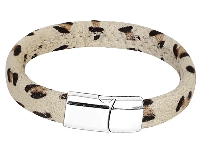 Soft Flat and Round Braided oval Leather Cord | Quality Manufacturer | Great Rub, Light & Perspiration Fastness PSD