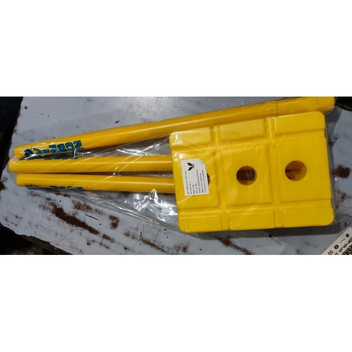 Kids Outdoor Sports Equipment-Full Plastic Cricket Set Featuring Beach Cricket Bat & Stumps Including Ball for Field Instruction