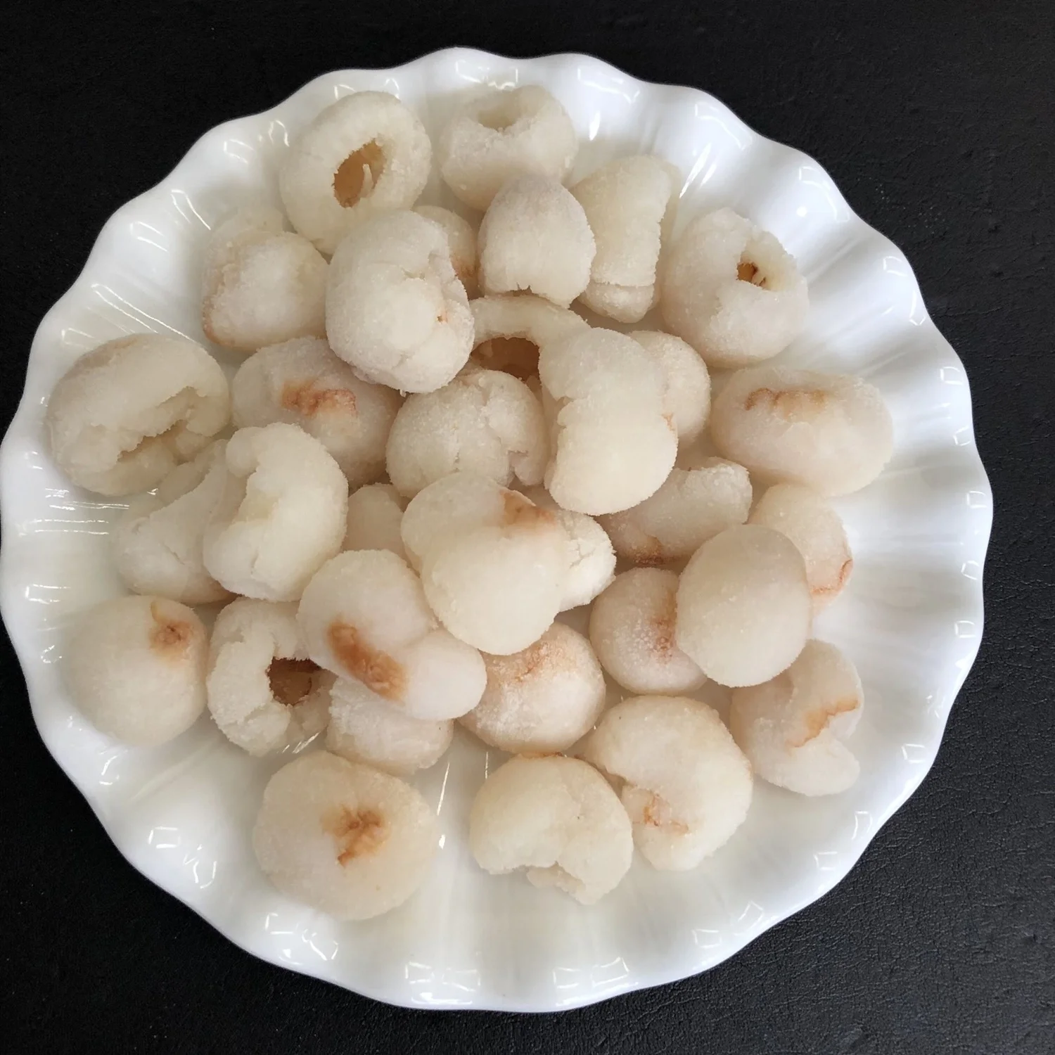 HOT!! IQF LYCHEE FROM VIETNAMESE WHOLESALER - FROZEN WITH the MOST COMPETITIVE PRICE and HIGH