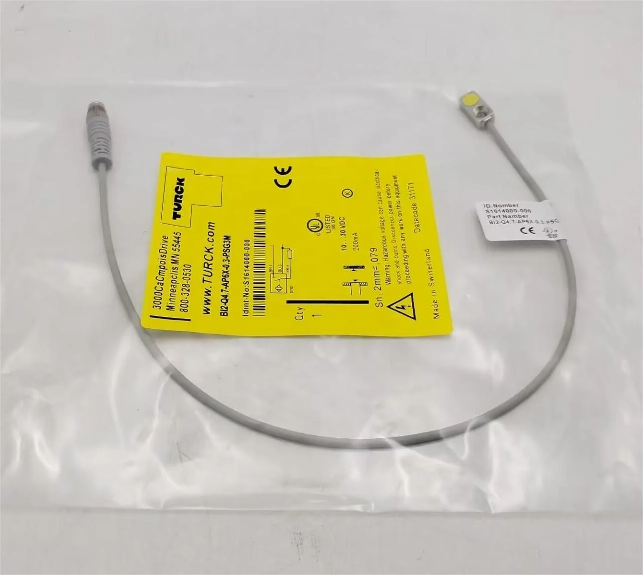 BI2-Q4.7-AP6X-0.3-PSG3M Push-in L-fitting Inductive Sensor
