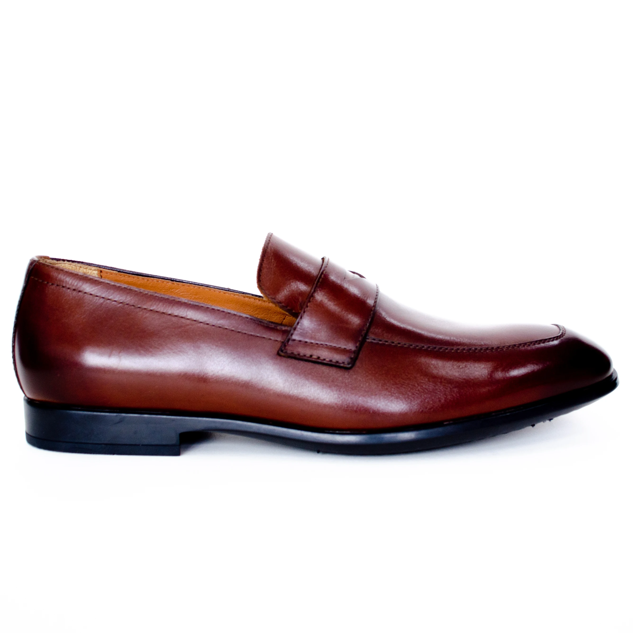 447 CALF CRUST LEATHER. ITALIAN LEATHER SHOES. ARTISANAL MADE IN ITALY SHOES. AVAILABLE IN ALL THE MATERIALS AND COLORS