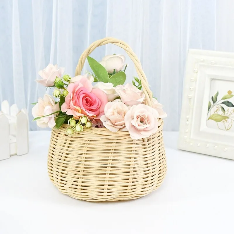 Hot selling rattan flower basket competitive price unique hand made wicker gift baskets for flowers