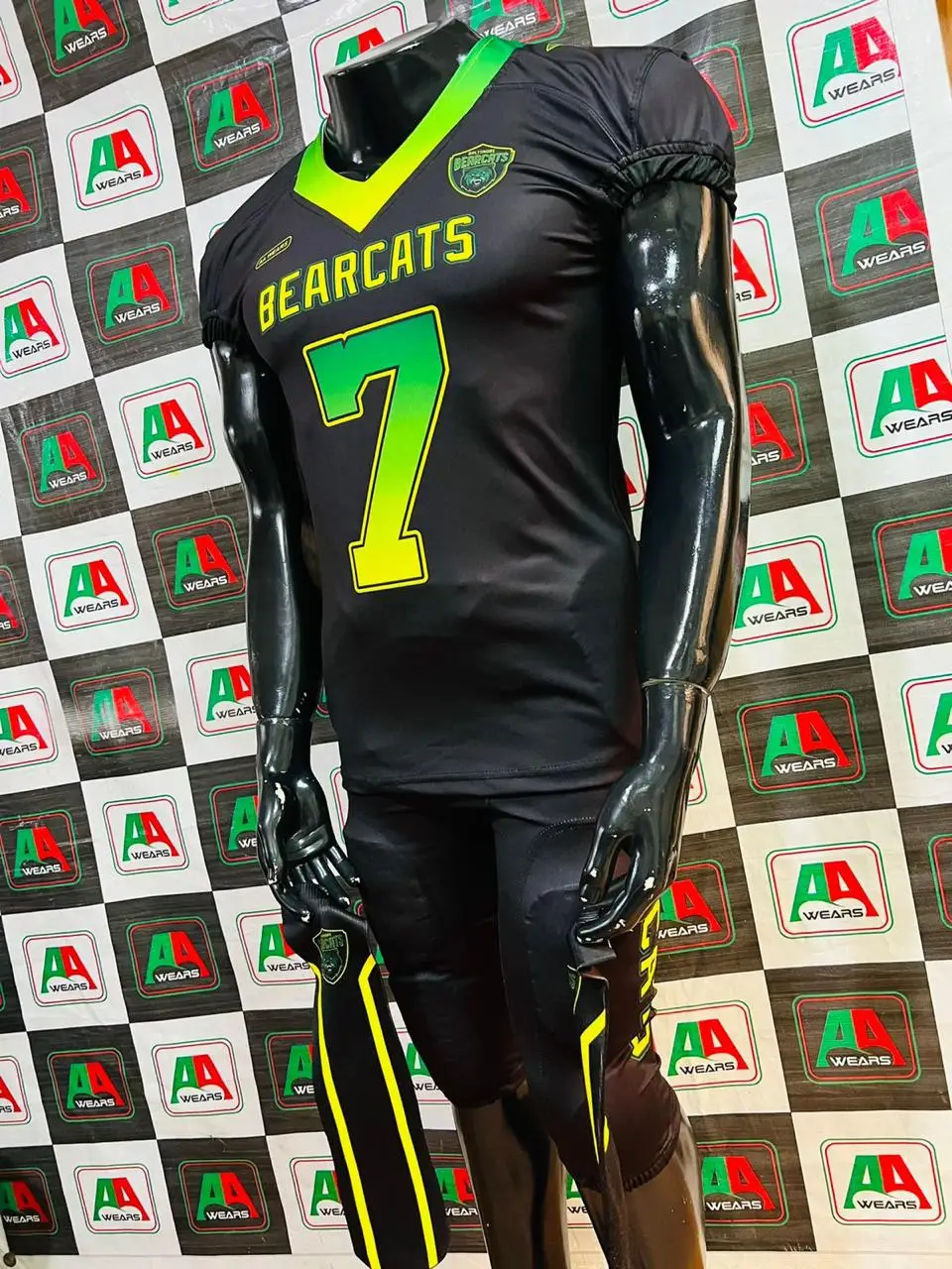 Pakistani Tackle Twill Chrome Leather  American Football Uniform Sublimation Embroidery Jersey Pant Socks Name Logo Number