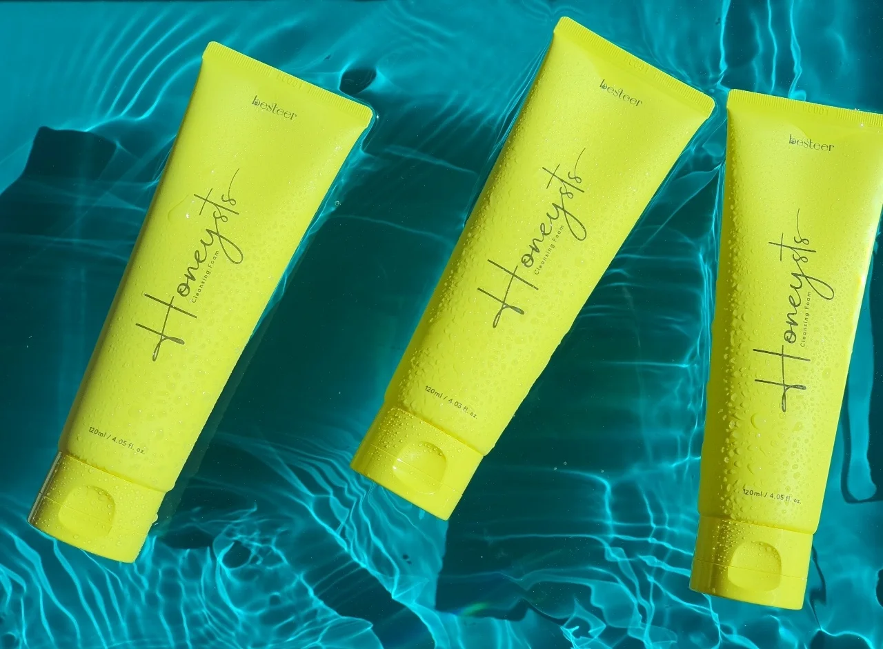 Korean cosmetic JEJU Island Brand New product Exfoliating Hydrating Honey Facial cleanser Foam