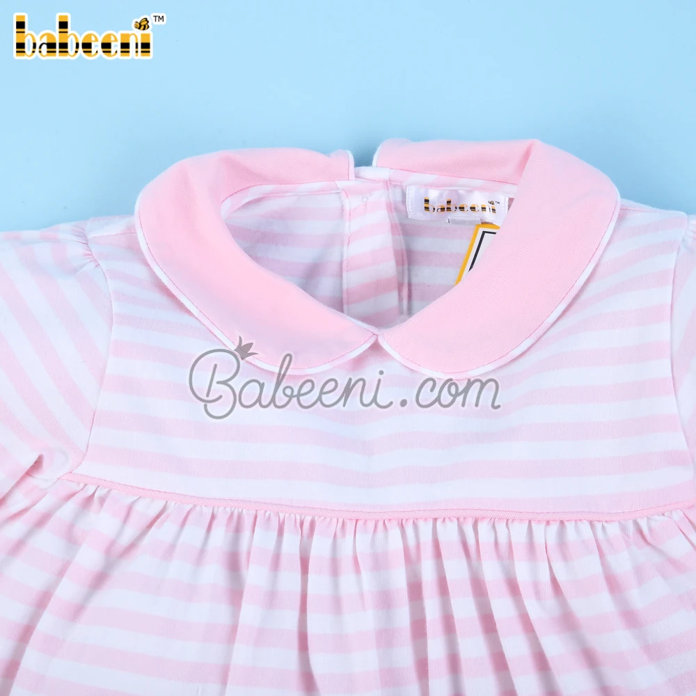 Santa Clause crochet dress for little girls OEM ODM customized hand made embroidery wholesale smocked dresses - BB3096