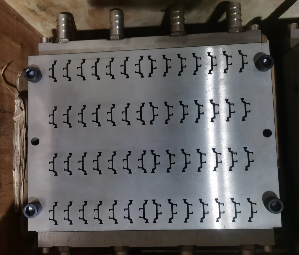 Thermal Break Strip Extruder Making Machine