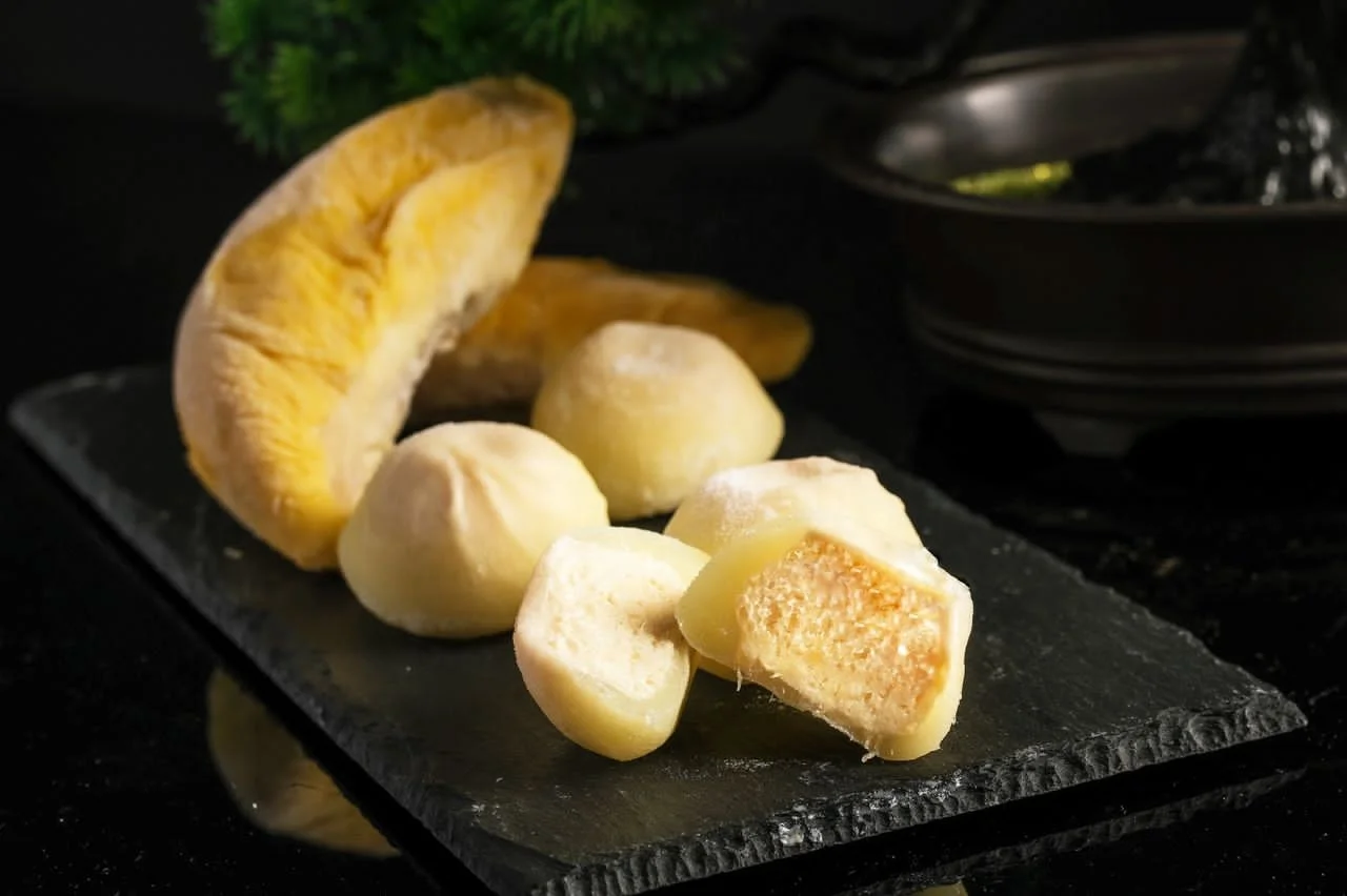 Hot Selling King Fruit Durian One Box Packaging Export From Malaysia Durian Mochi Flavour Natural Fresh HALAL Malaysian Durian