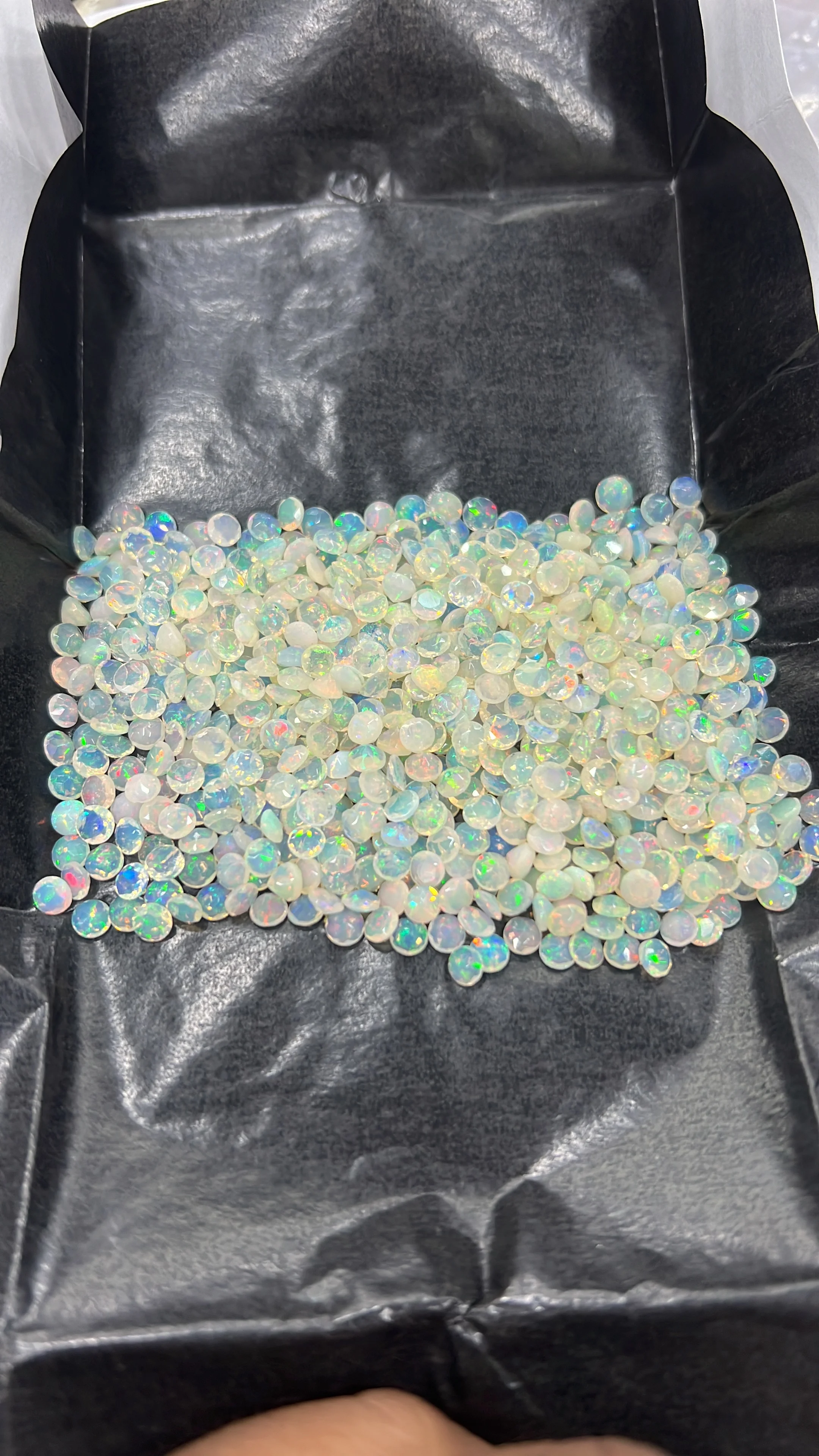 Ethiopian opal 3mm Round cut Gemstone Wholesale Price Loose Gemstone round Cut Ethiopian Opal Ethiopian Opal Cut Gemstones