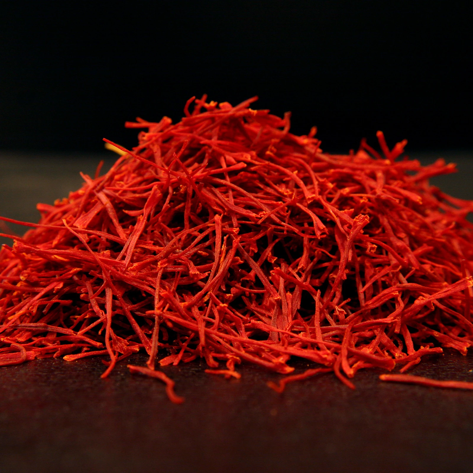 High Quality Low Price Suppliers Luxury Packaging Product Pure Saffron