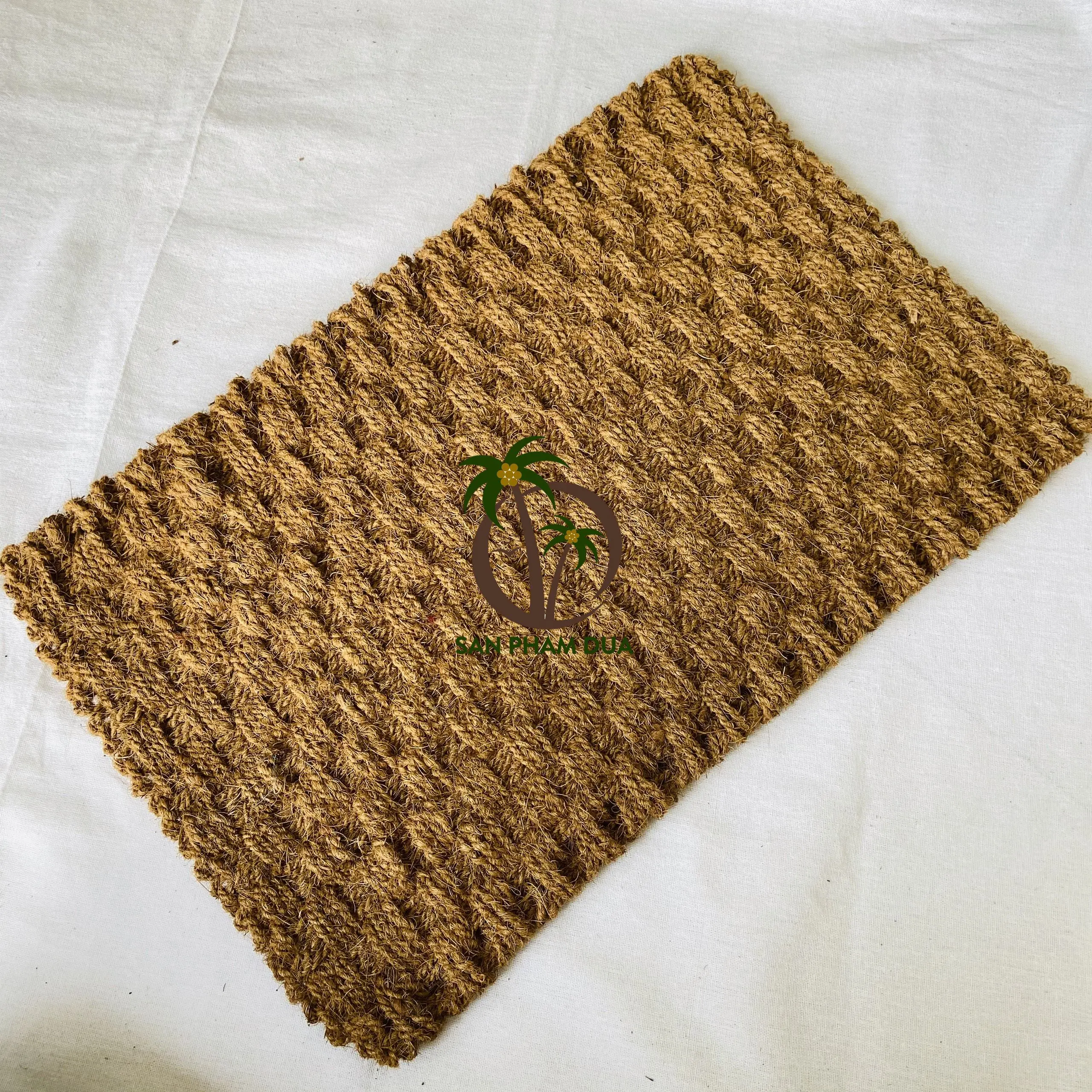 HIGH QUALITY NATURAL COCONUT FIBER HANDWOVEN MAT/ COCONUT COIR DOORMAT FROM VIETNAM AT THE BEST PRICE