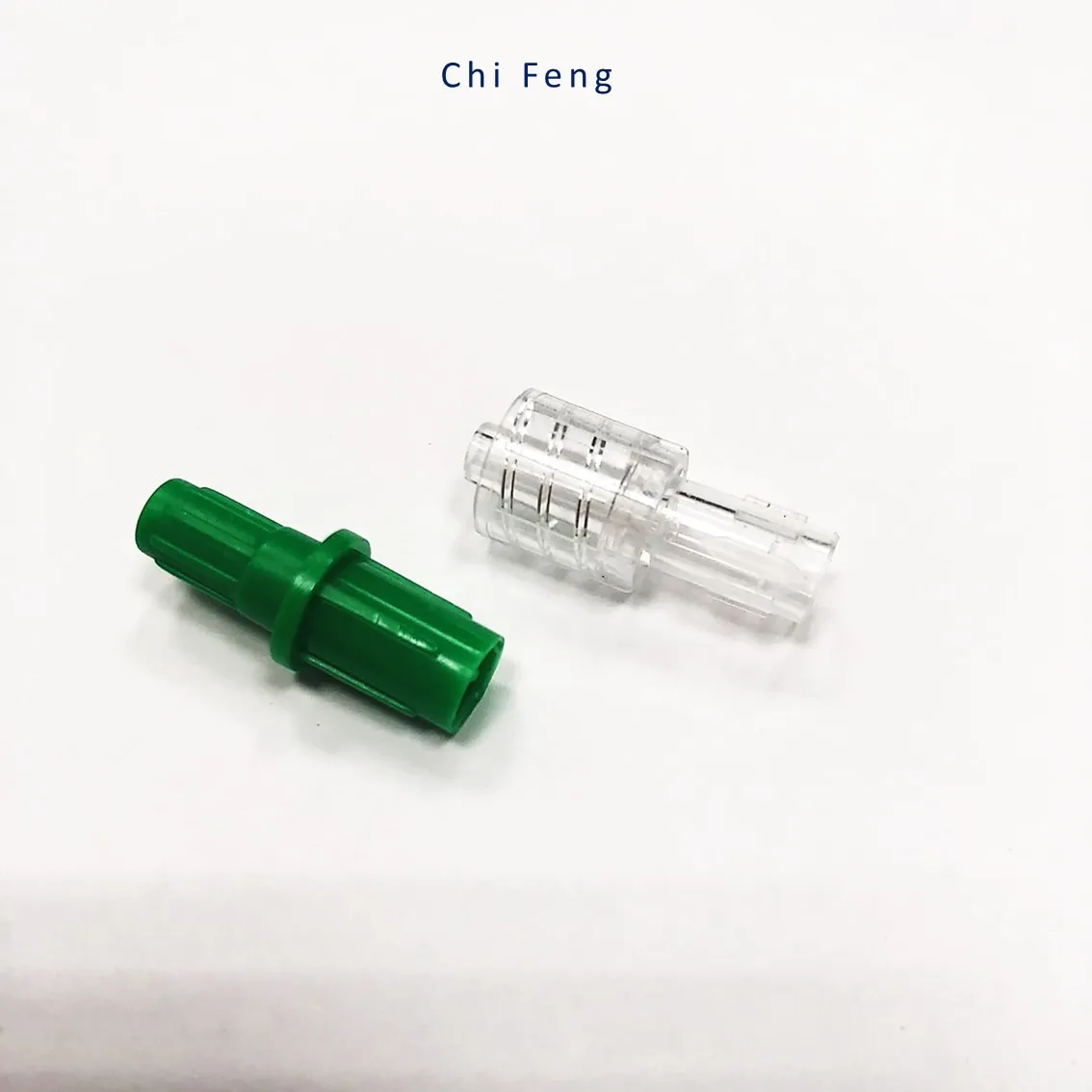 20C015 rotating male luer lock connector 4mm