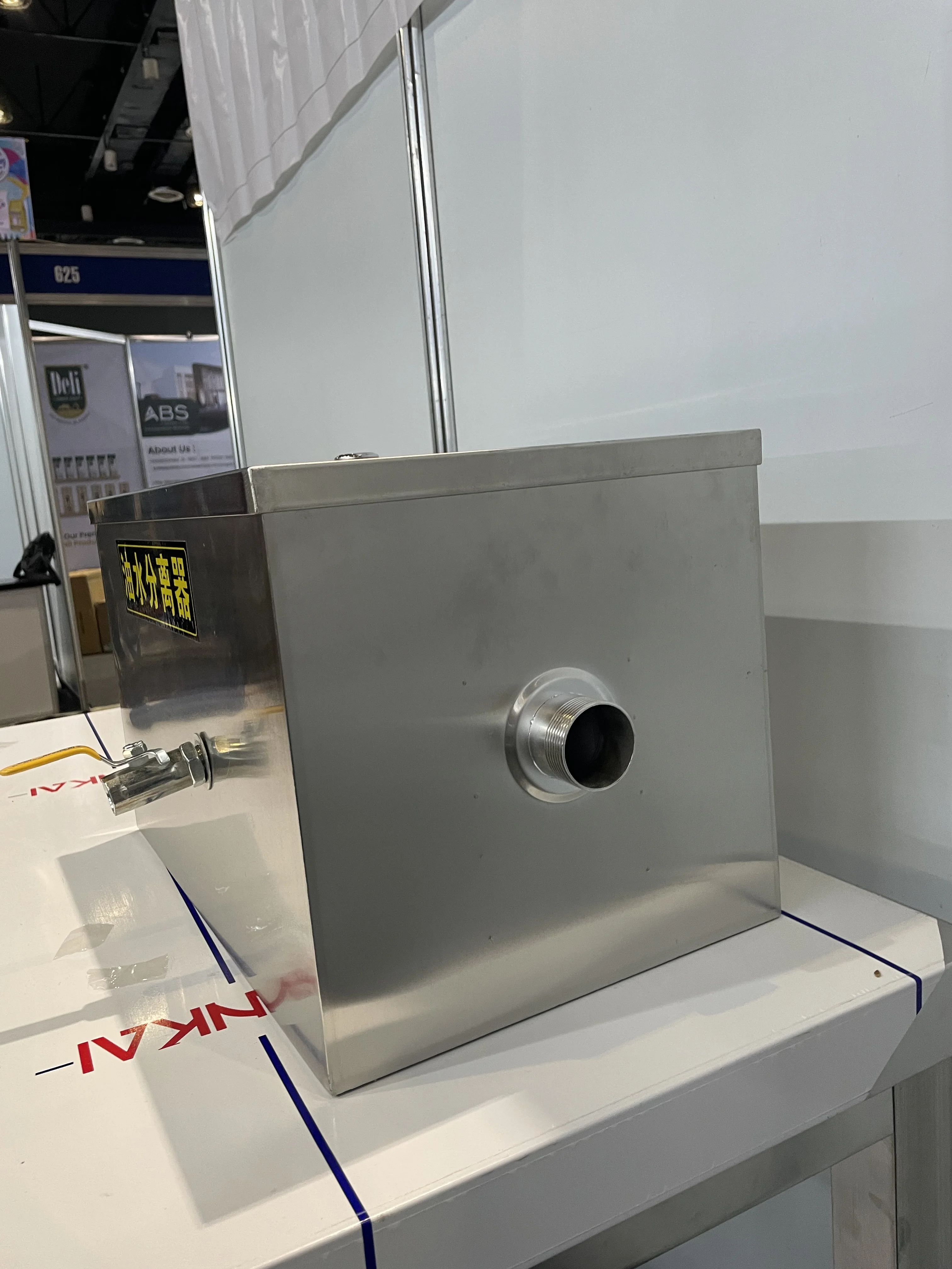 Grease Trap Sink Kitchen Grease Trap Hotel Grease Trap Stainless Steel SUS304 Kitchen Equipment for Restaurant Oil Separator