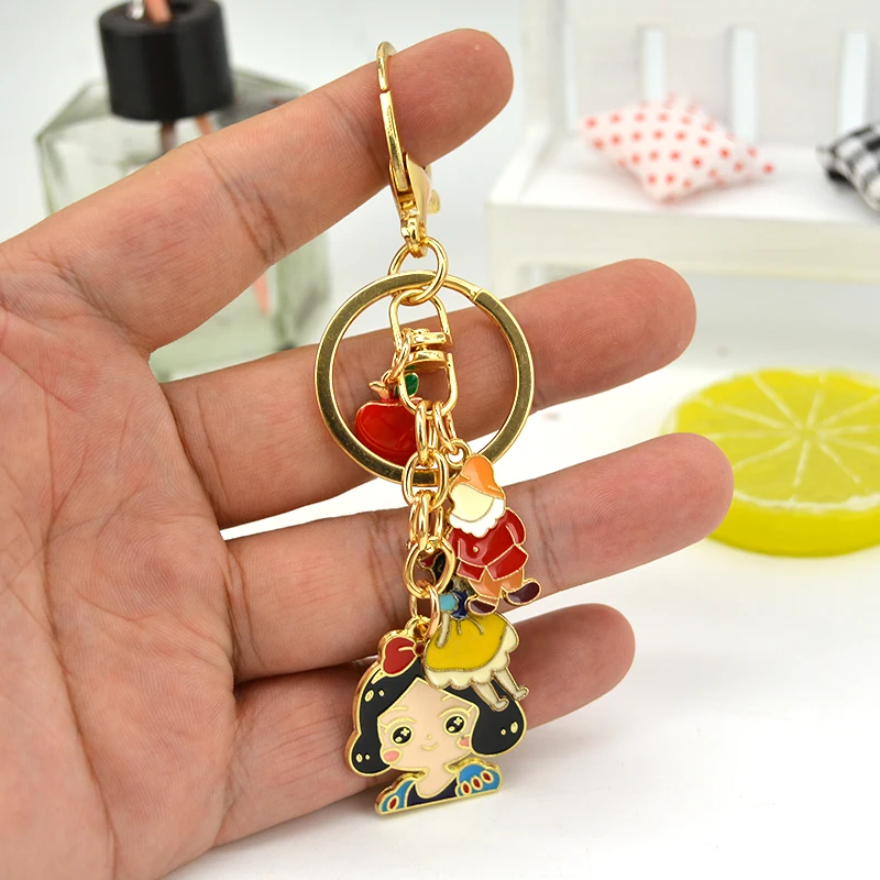 OEM ODM Key Chain Zinc Alloy Enamel Snow White Keychains Custom Animation Figures Keyring for Wholesale