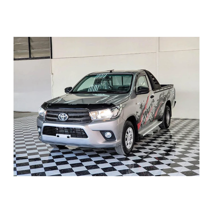 Used Toyota Hilux pickup 4x4