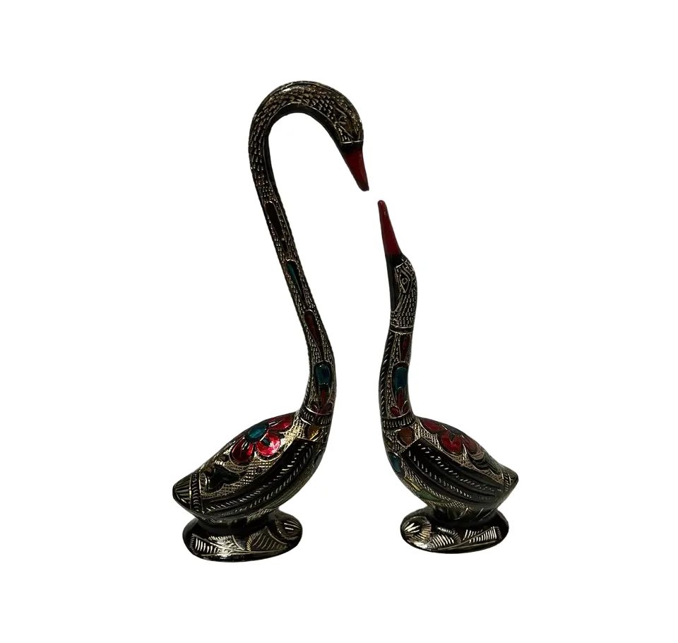 Camel Shape Animal Sculpture Ornament For Home Hotel Table Top Decor Usage Metal Ornament Sculpture In Wholesale Price