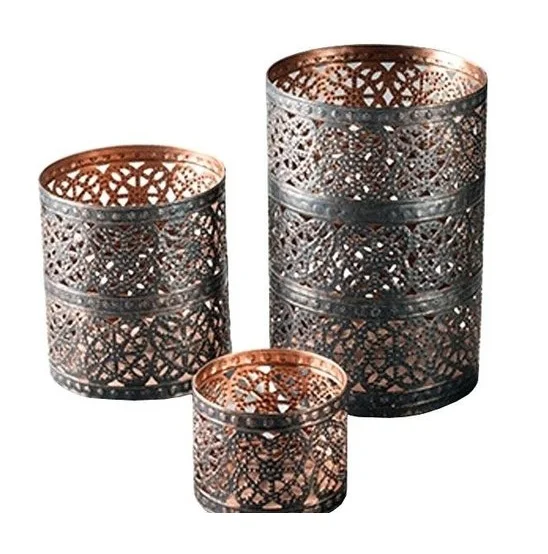 Leaf Design Perforated Iron Metal Tea Light Votive Holder Manufacturer Antique Finished Metal Tea Light Candle Holder