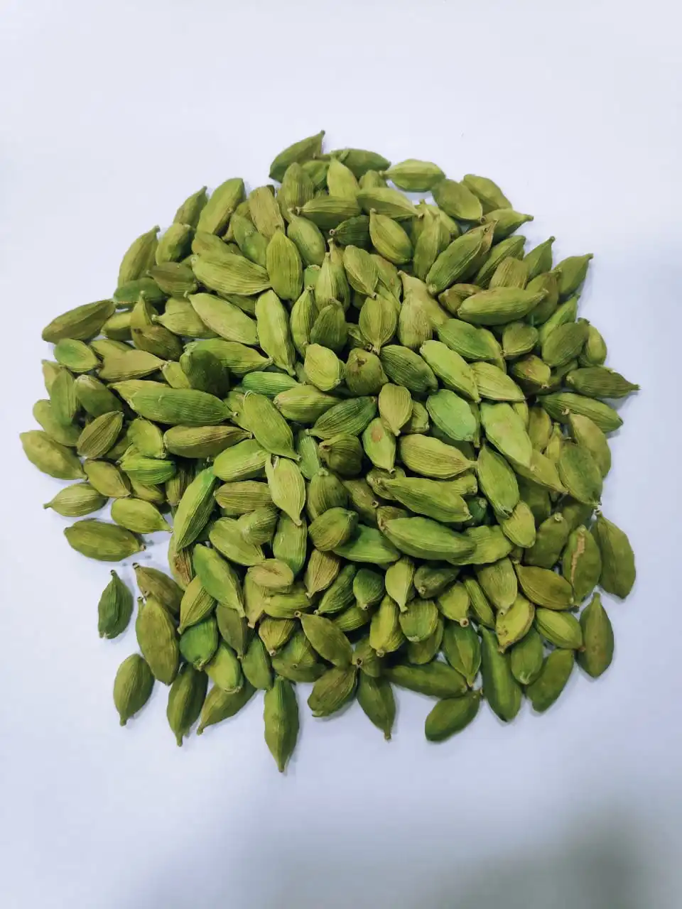 Зеленый кардамон толстый кардамон