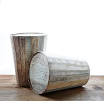 Hot Sale 2024 Round Drum Shape Design Wooden Accent Table with Reclaimed Natural Finish Shabby Chic Coffee Table for Home Hotel