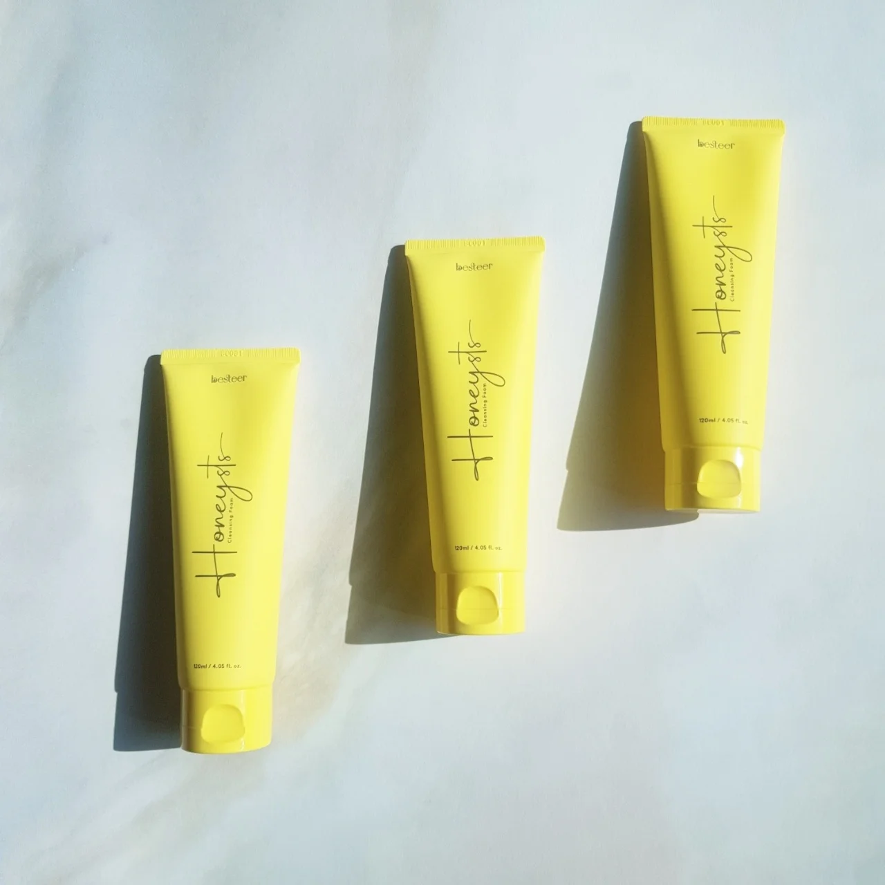 Korean cosmetic JEJU Island Brand New product Exfoliating Hydrating Honey Facial cleanser Foam