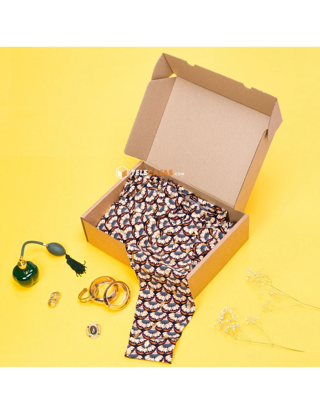High Quality  35x25x10 cms Strong Self assembly Cardboard Boxes for protection on shipments and postal sendings