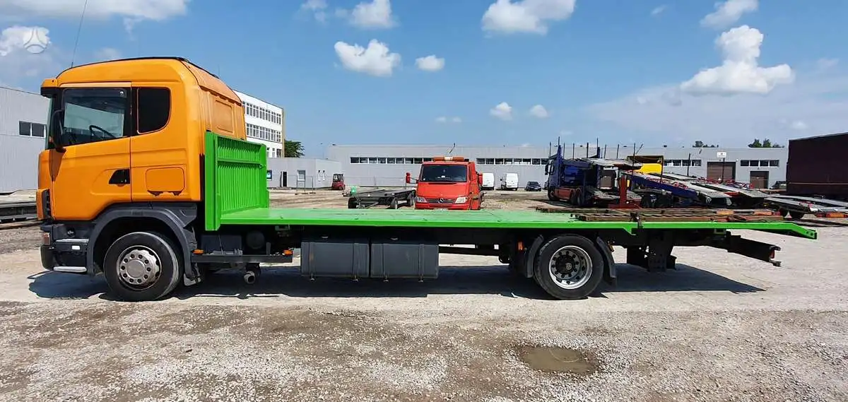 Грузовик-транспортер Scania