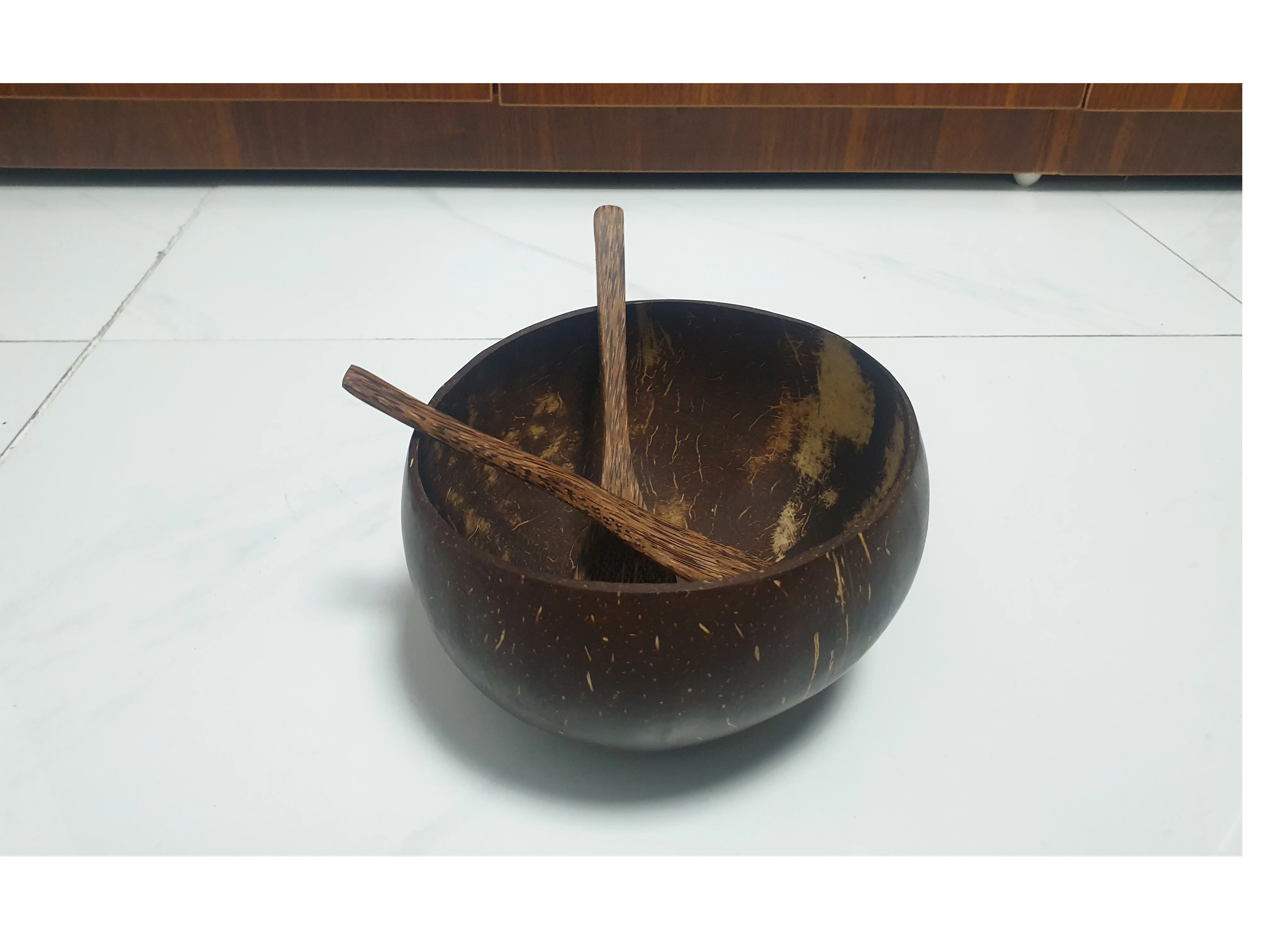 Coconut bowl shell special design wholesales customized package disposable dinnerware