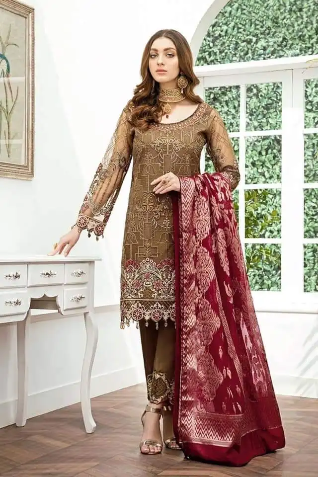 Indian and Pakistani Women Salwar Kameez Shalwar Suit