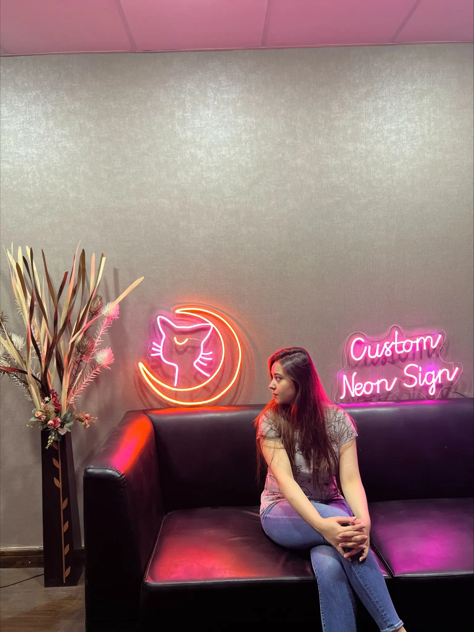 Hot Sale OEM Neon Sign with Waterproof ad-on for indoor and outdoor use Neon Signs for events and parties ns-atmospher