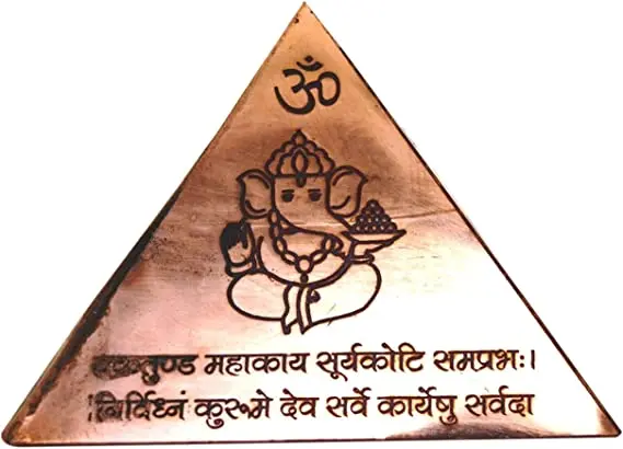 Handicraft Vastu Copper Pyramid with Syllable Mantra Shri Kuber Featuring Ganesha Statue for Vaastu Dosh Nivaraan