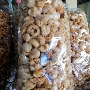Deep Fried Pork Skin for Appetizers or as a side dish Made from Quality pork Packed in Gags Weighing 1 KG