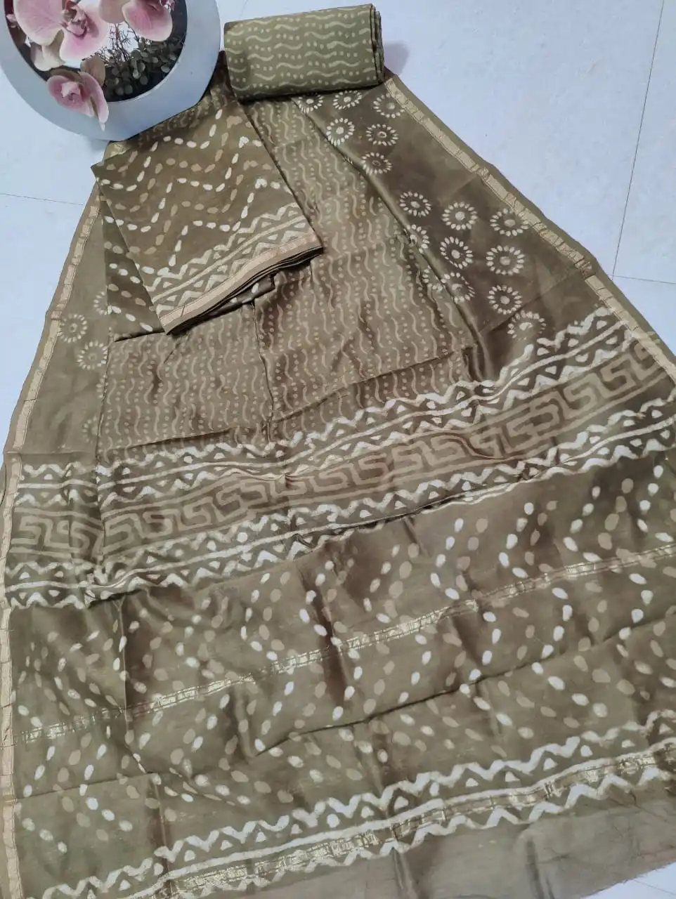 black floral design silk printed fabrics ideal for fashion designers and fashion boutiques for resale