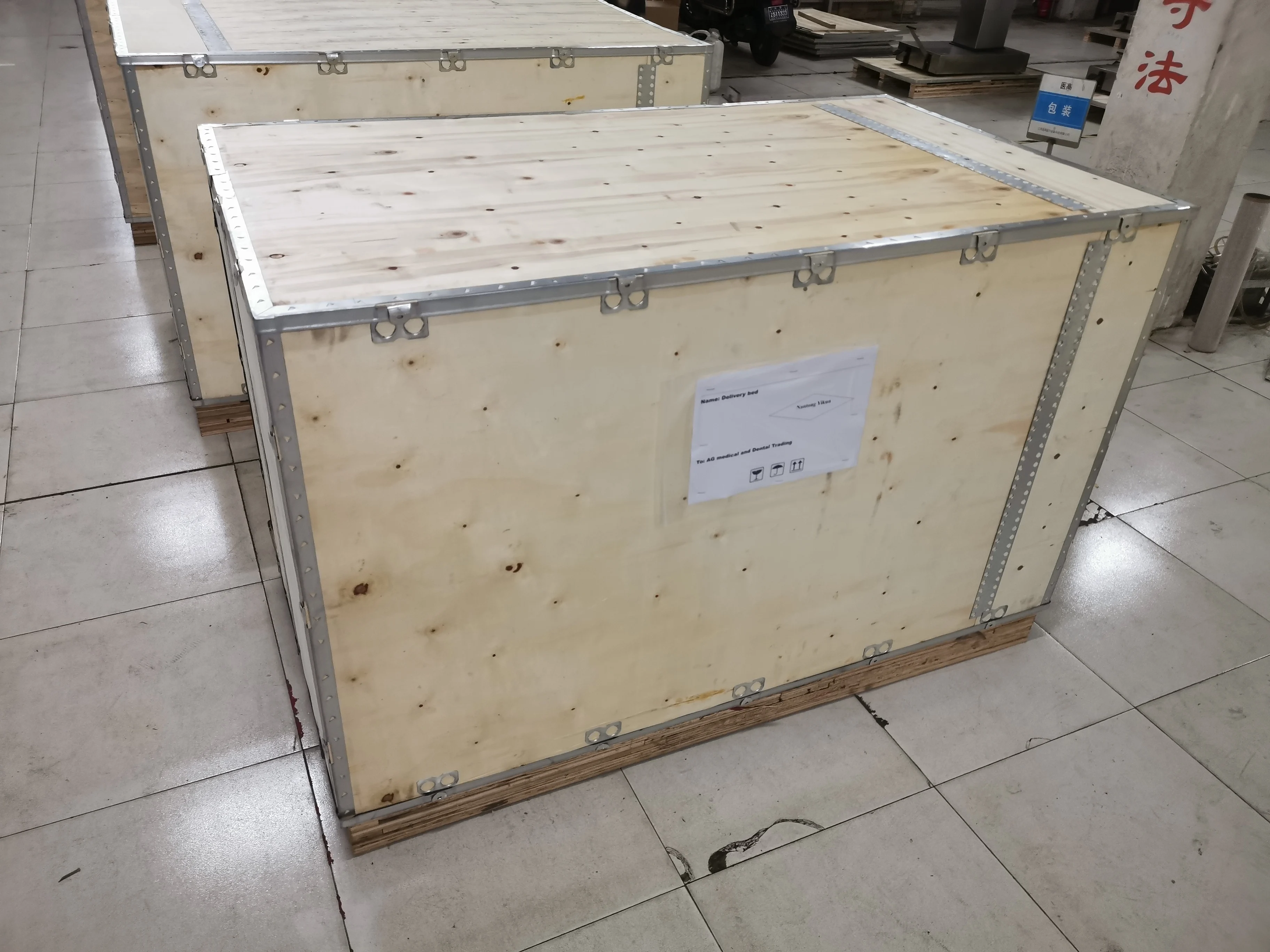 FN-3001Manual операционная кровать с тормозным гидравлическим рабочим столом 304 нержавеющей стали