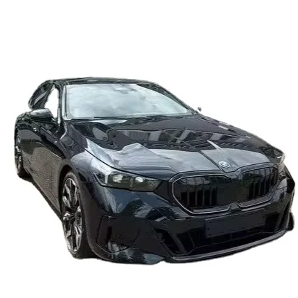 2024 Модель B M.W 530 2,0 гибридный черный