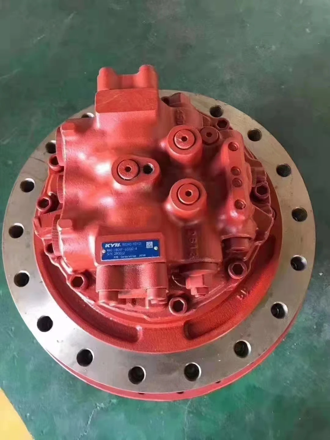 Kayaba KYB Hydraulic Motor MAG-33VP-550 MAG-18V-240-2 MAG-18VP-6000G-4 Excavator Motor