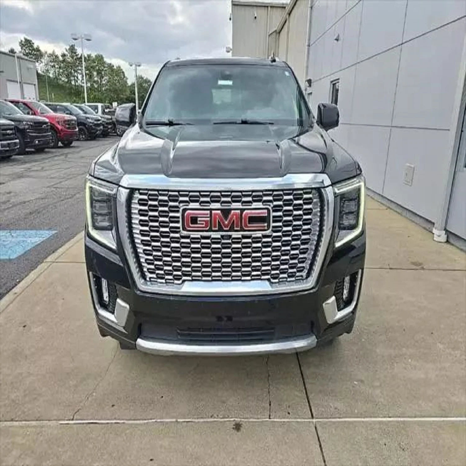 Использованный 2021 GMC Yukon Denali