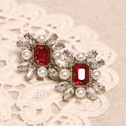 Crystal Pearl Antique Stud Earring made in Korea party wedding jewelry
